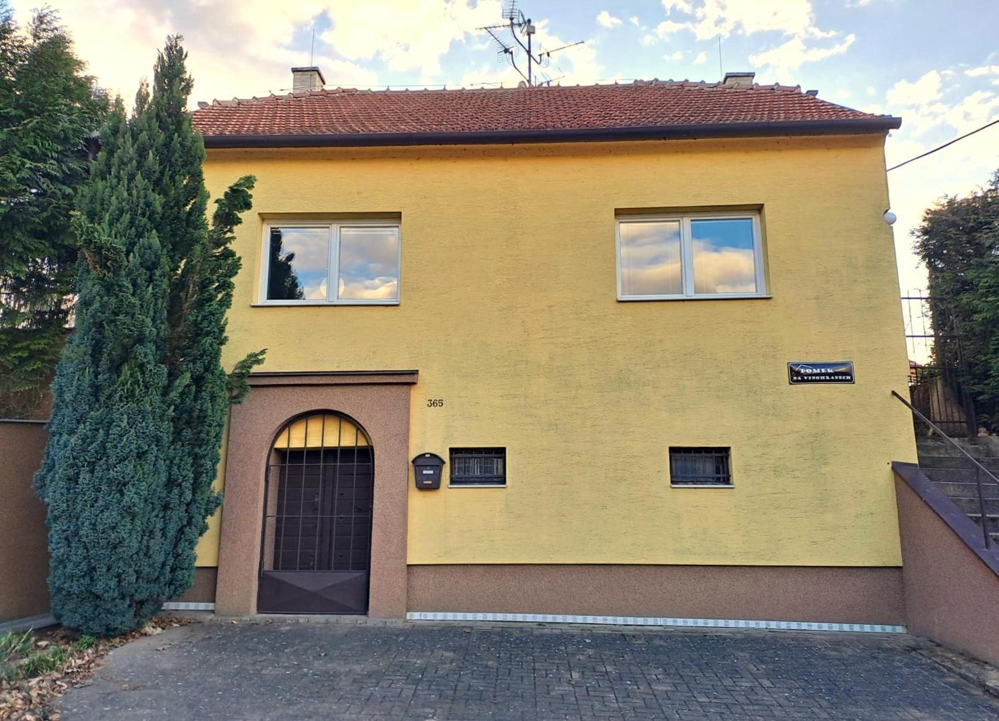 Domek Na Vinohradech Hlohovec Exterior foto